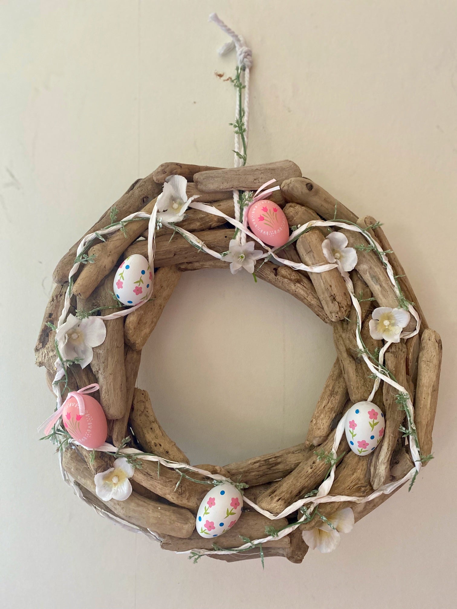 Driftwood wreath with easter detailing